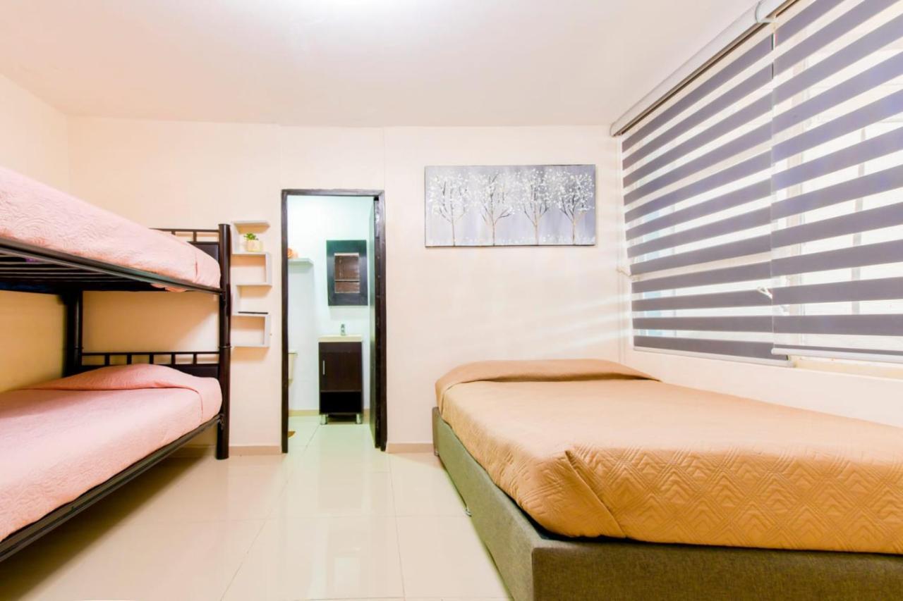 Hostal Vitta Гуадалахара Екстериор снимка