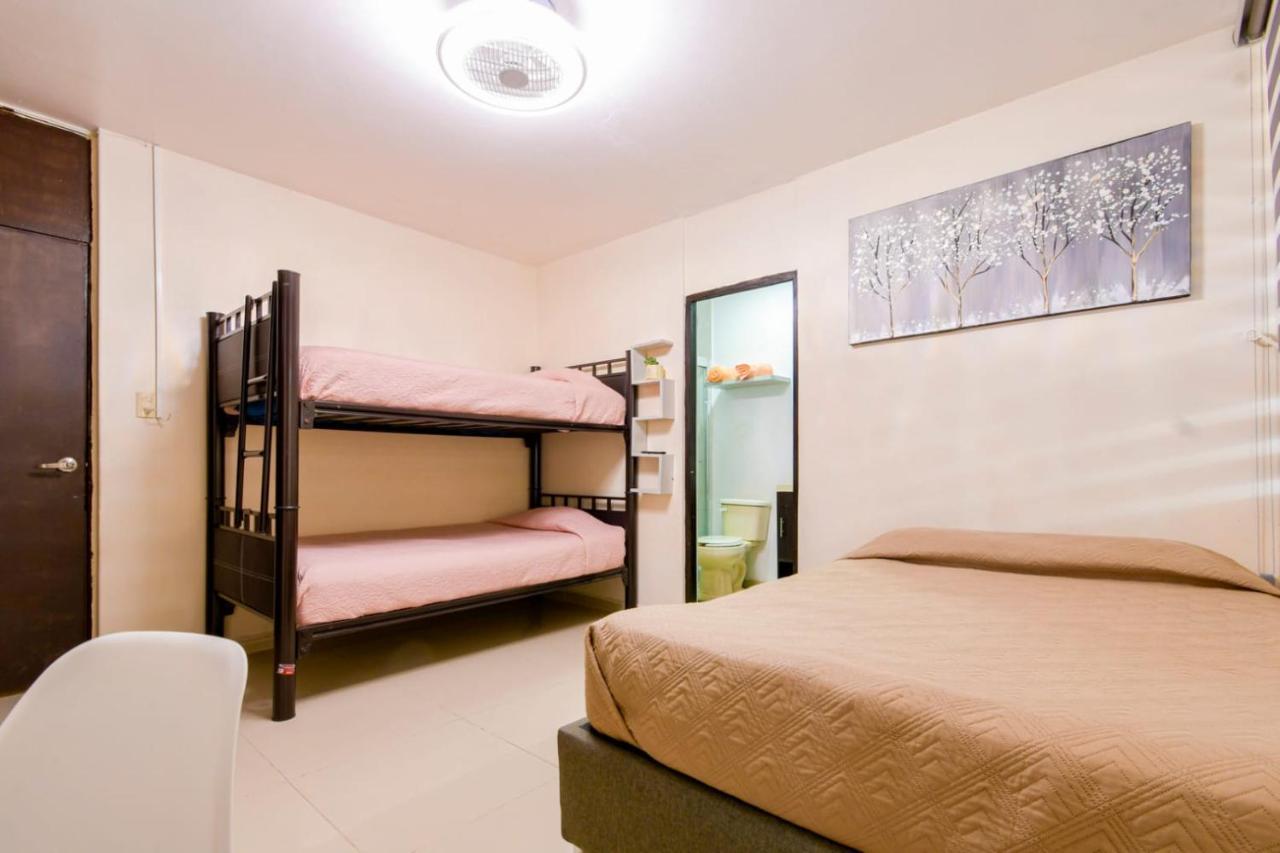 Hostal Vitta Гуадалахара Екстериор снимка