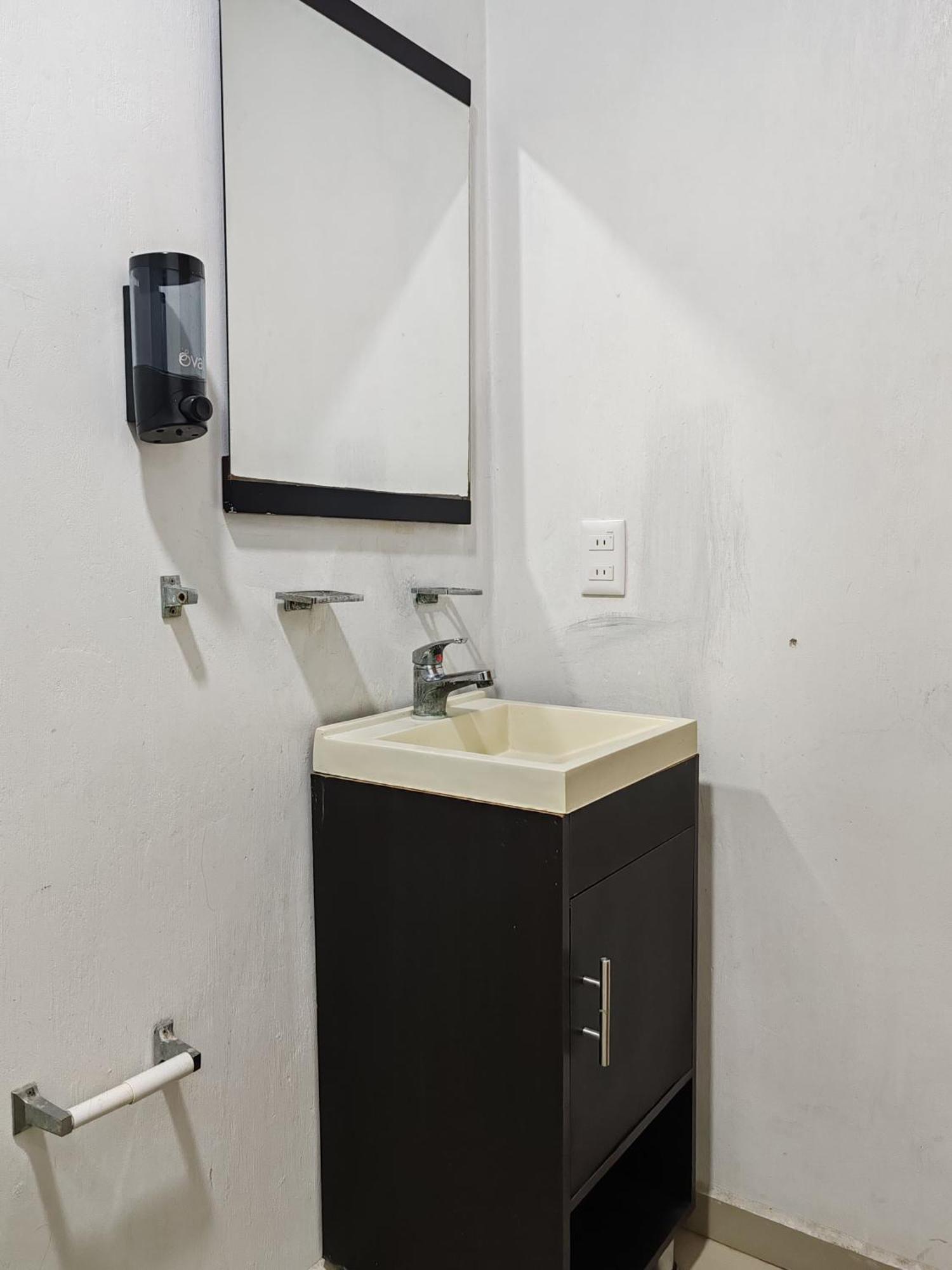 Hostal Vitta Гуадалахара Екстериор снимка