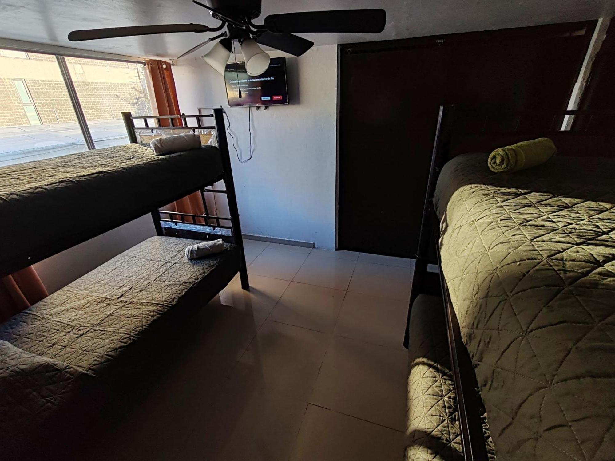 Hostal Vitta Гуадалахара Екстериор снимка